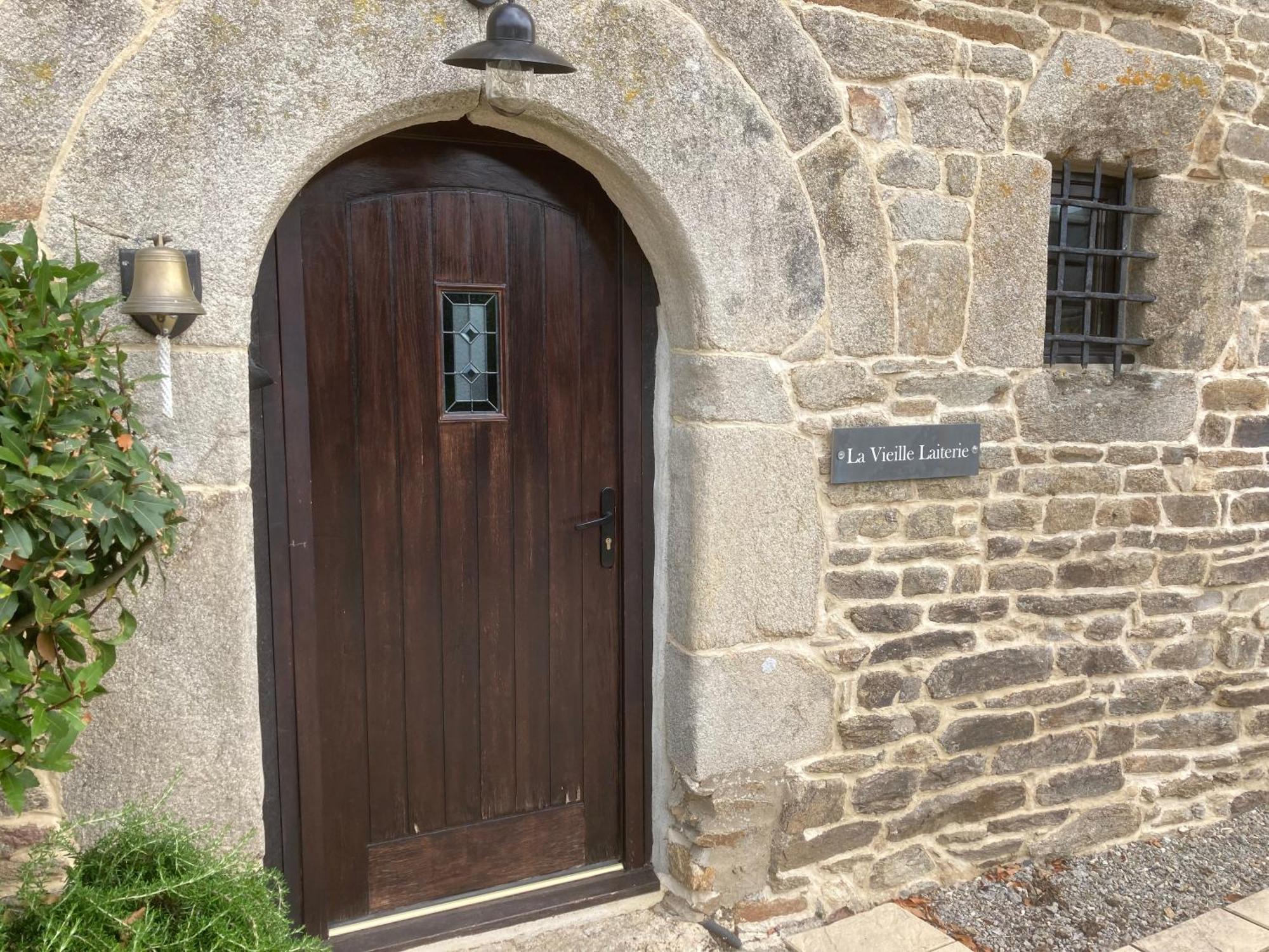 Bed and Breakfast La Vieille Laiterie à Plessala Extérieur photo